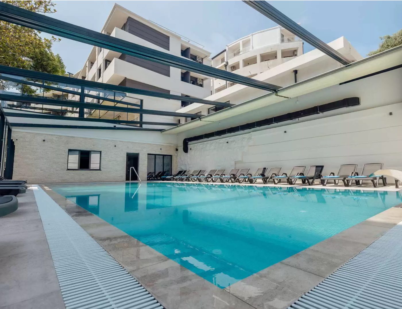 Hotel Talija swimming pool